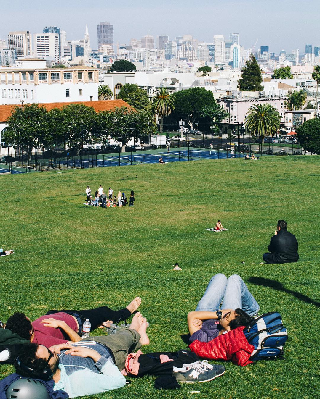 This city is honestly the place I feel most excited about in the world. I can't help but gush about it every minute when I'm walking around. Yeah it has problems, but there's just so much to love. 🌿